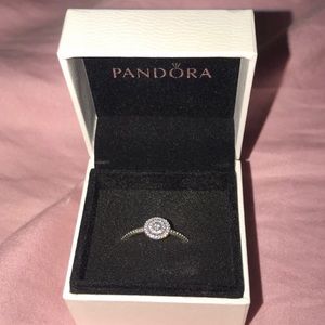 Pandora Ring